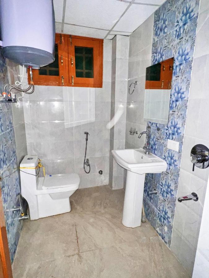 Roseline Inn Srīnagar エクステリア 写真
